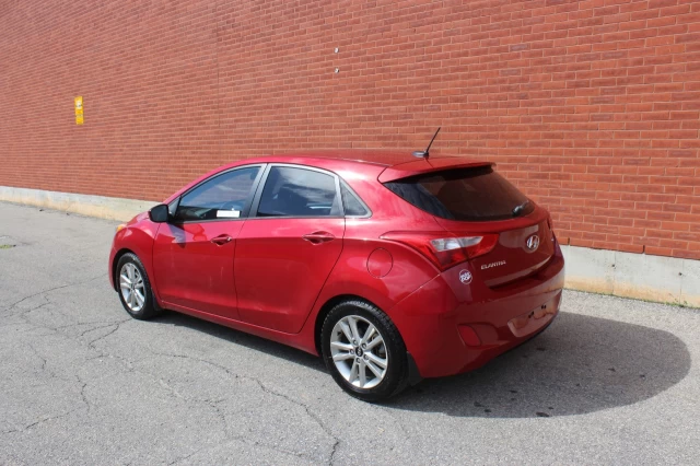 Hyundai Elantra GT GL 2016