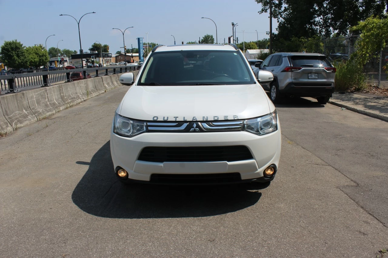 2014 Mitsubishi Outlander GT Main Image