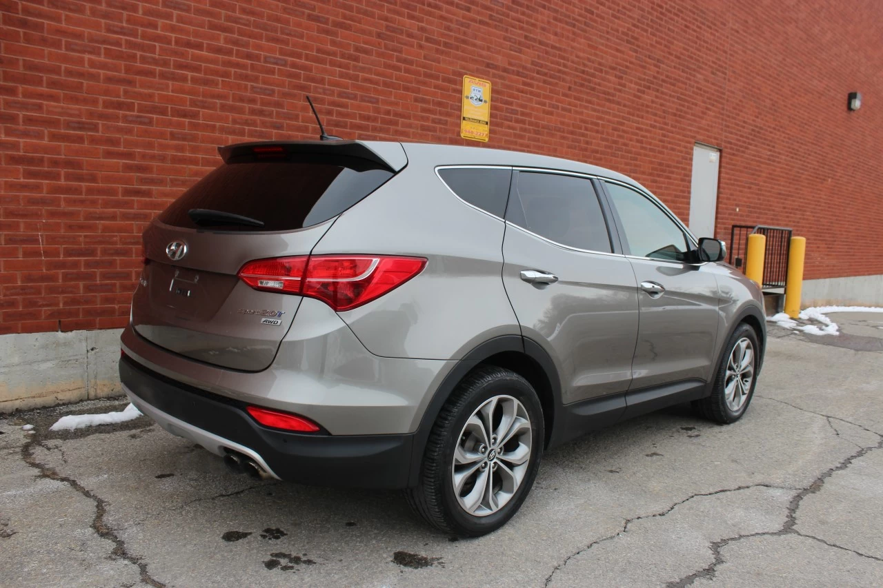 2013 Hyundai Santa Fe SE Image principale