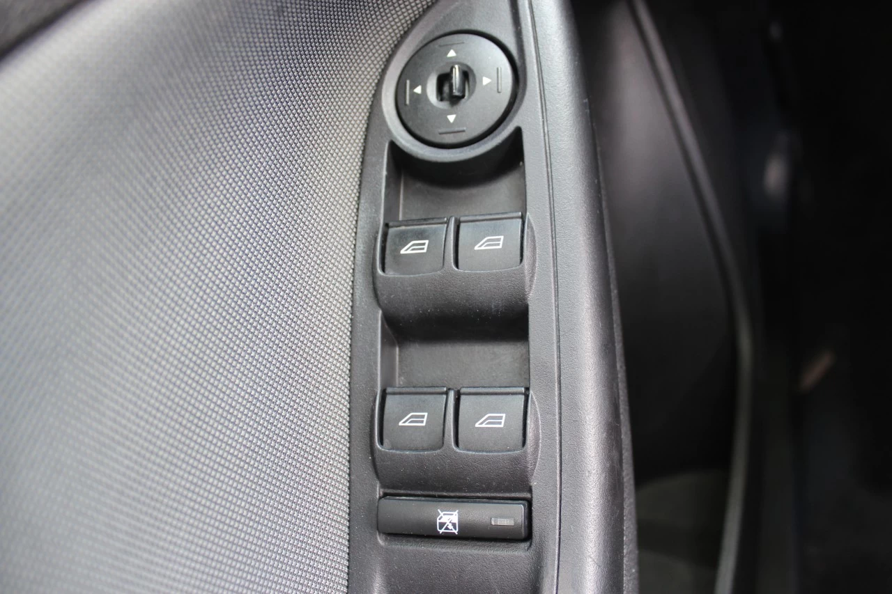 2014 Ford Focus SE Main Image