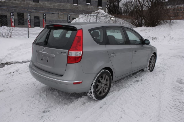 Hyundai Elantra GLS 2012