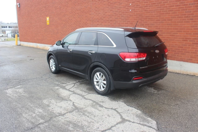Kia Sorento 3.3L LX+ 2016