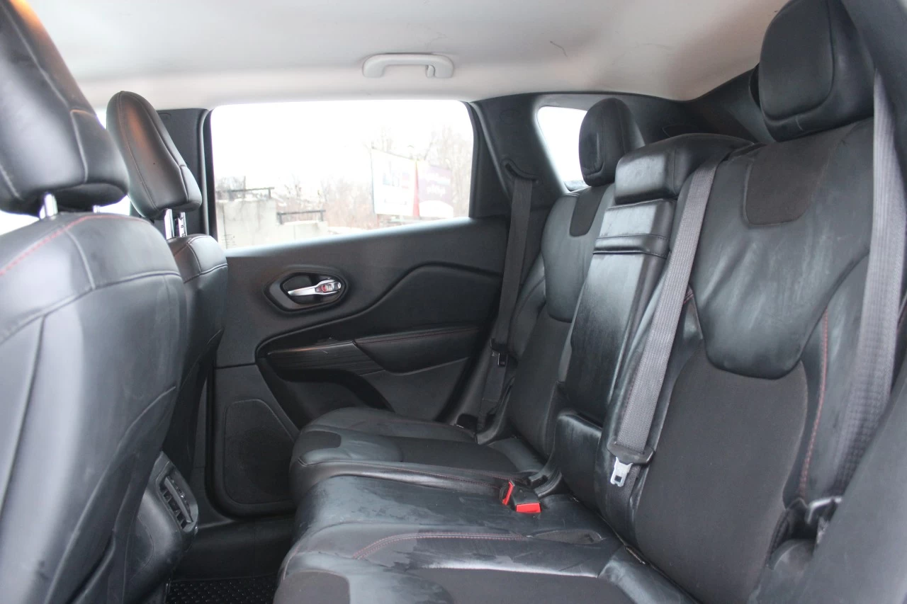 2016 Jeep Cherokee Trailhawk Image principale