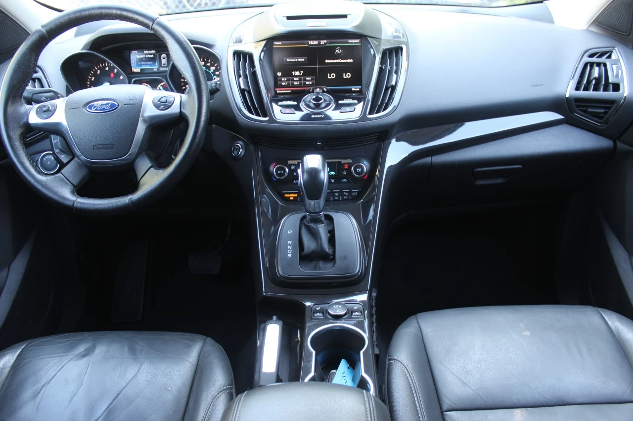 2015 Ford Escape Titanium Image principale