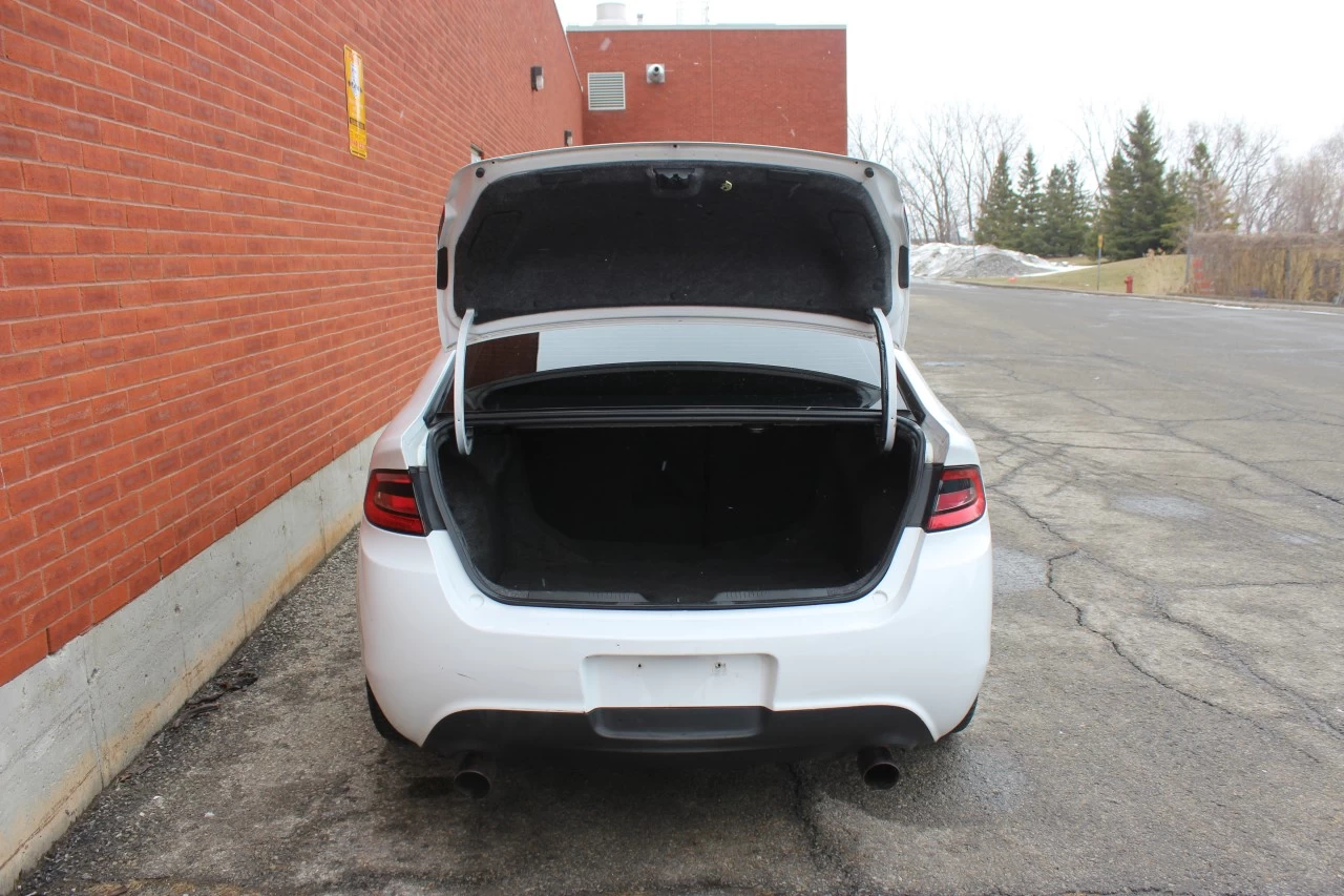 2016 Dodge Dart Limited Image principale