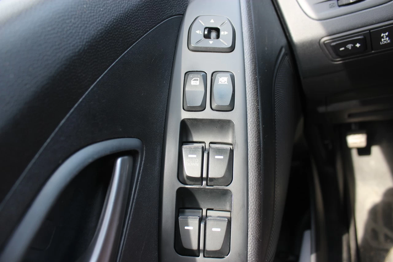 2015 Hyundai Tucson GL Main Image