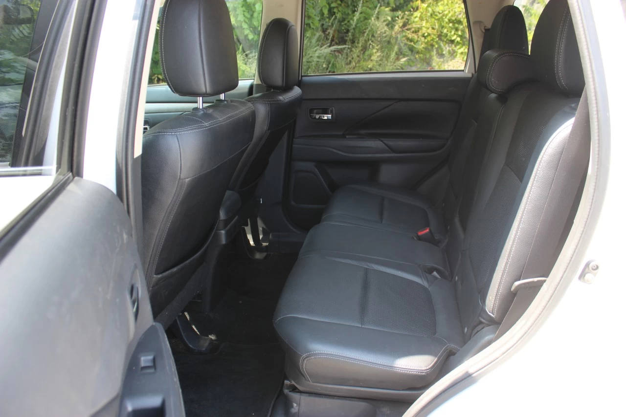 2014 Mitsubishi Outlander GT Main Image