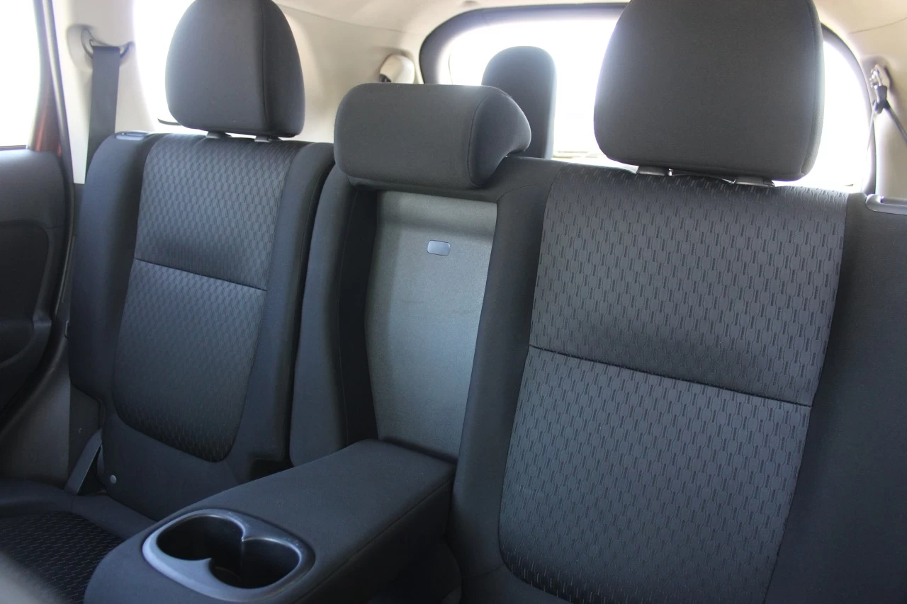 2014 Mitsubishi Outlander SE Main Image