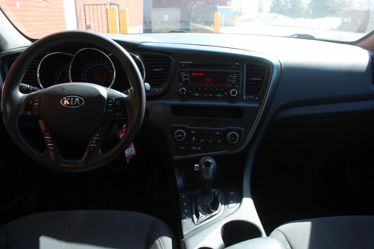 2013 Kia Optima LX Image principale