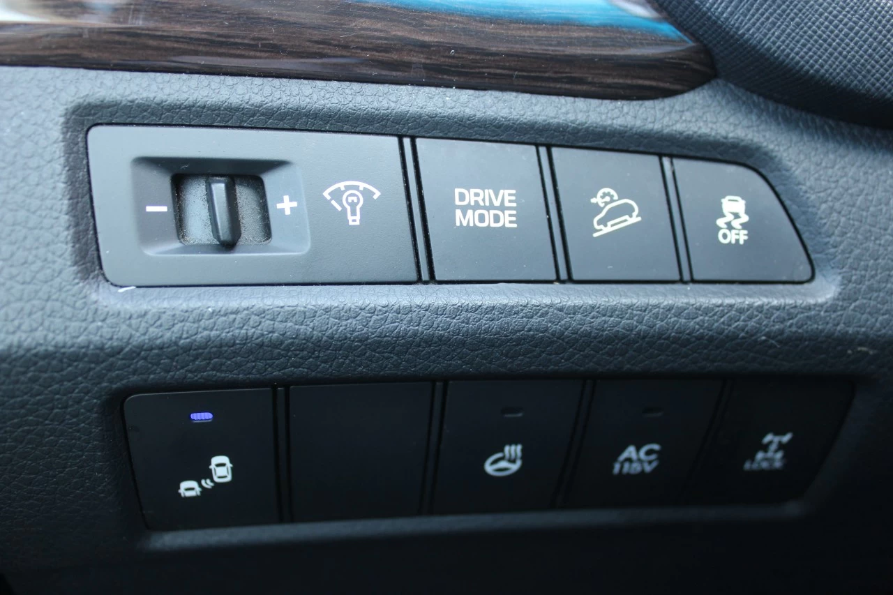 2017 Hyundai Santa Fe XL Limited Image principale