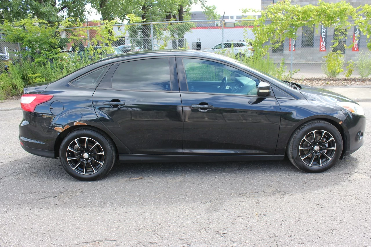 2013 Ford Focus SE Main Image