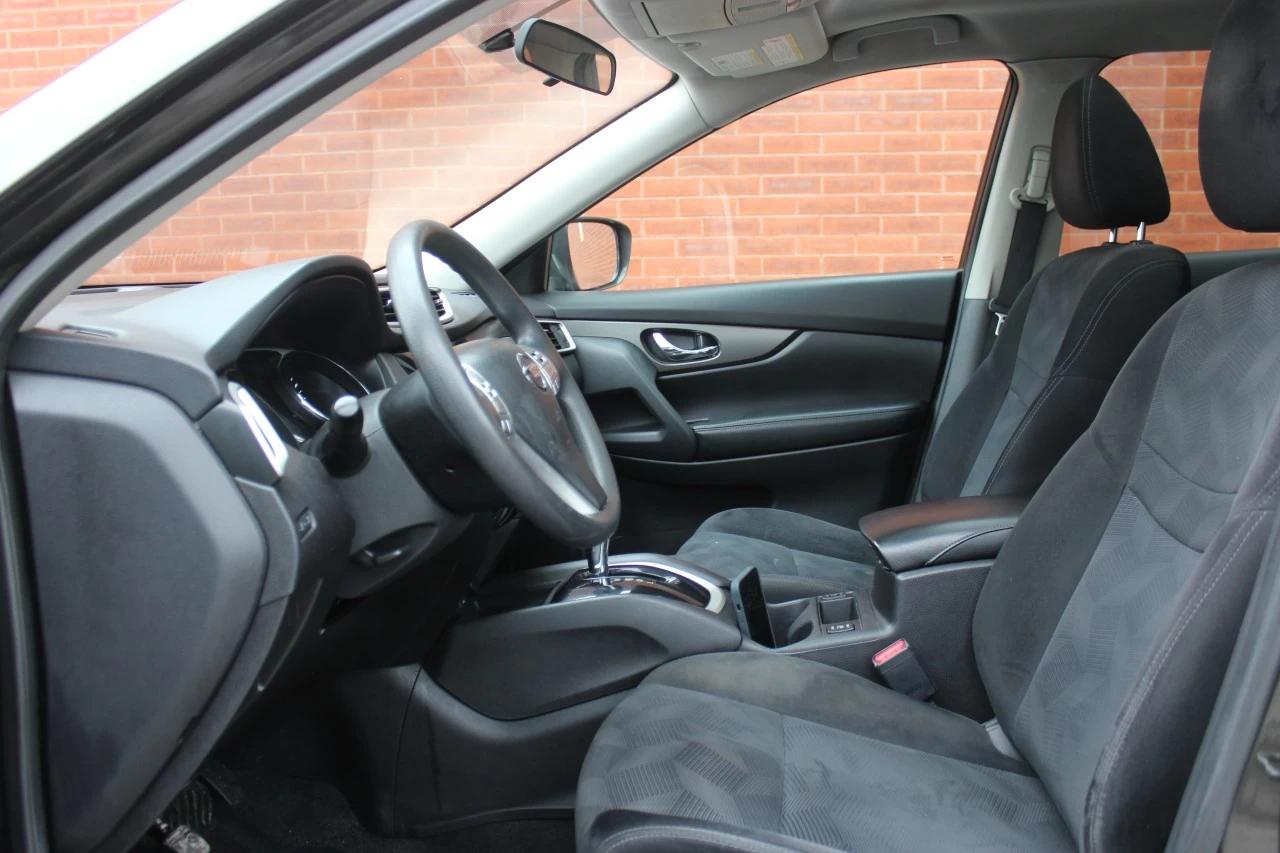 2014 Nissan Rogue SV Main Image