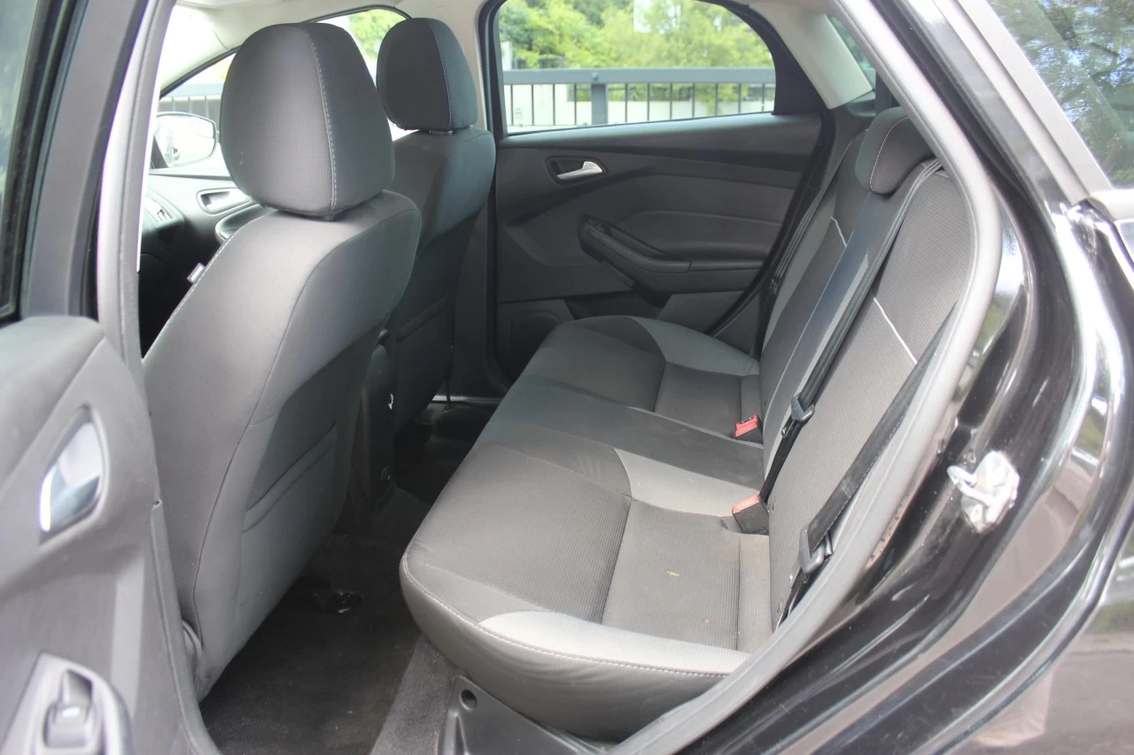 2013 Ford Focus SE Main Image