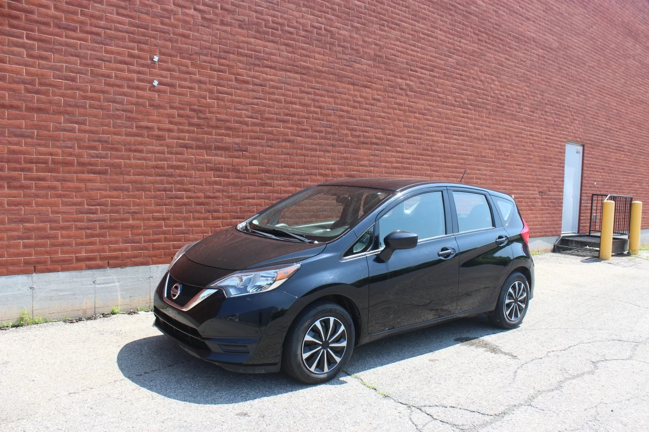 2017 Nissan Versa Note S/SV/SR/SL Image principale