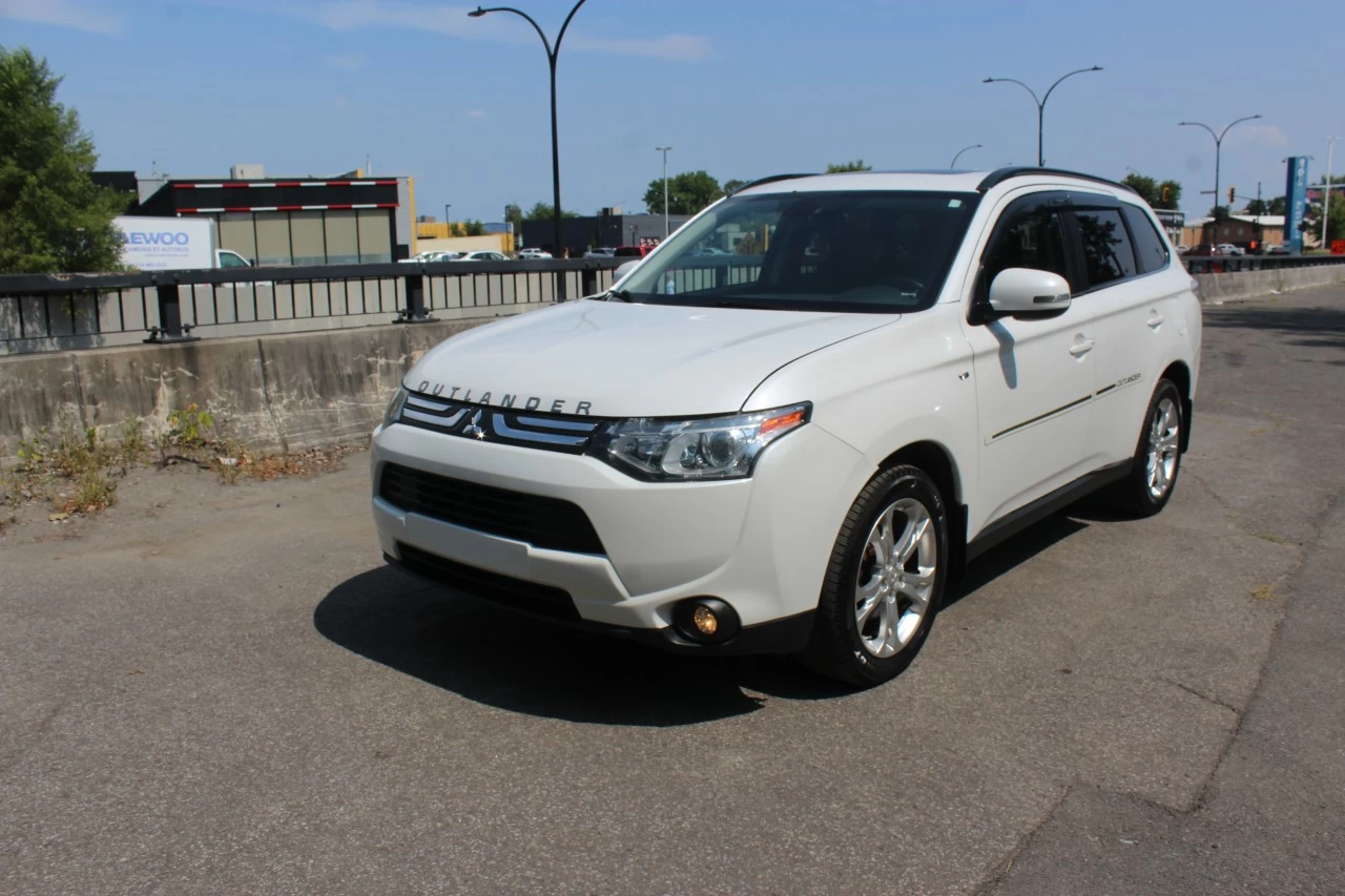 2014 Mitsubishi Outlander GT Main Image