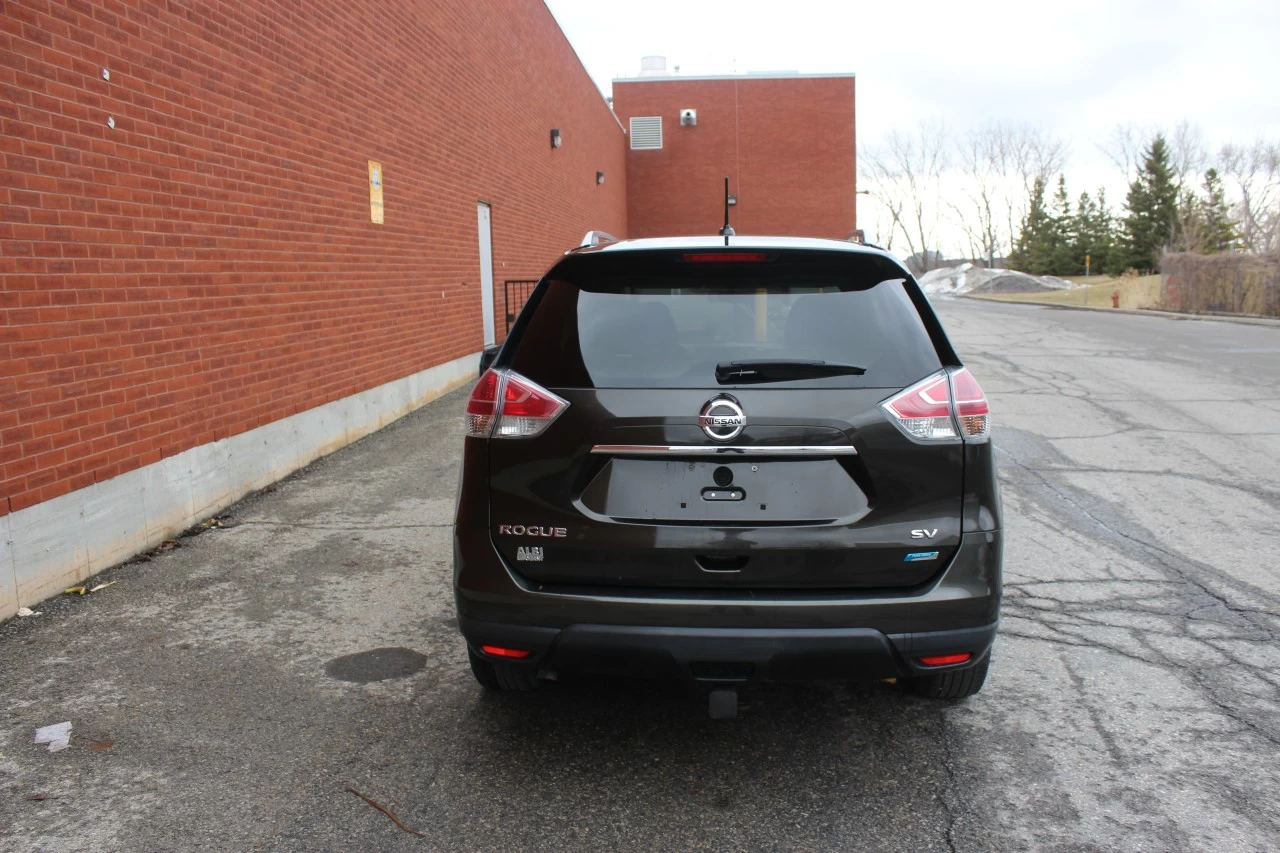 2014 Nissan Rogue SV Main Image