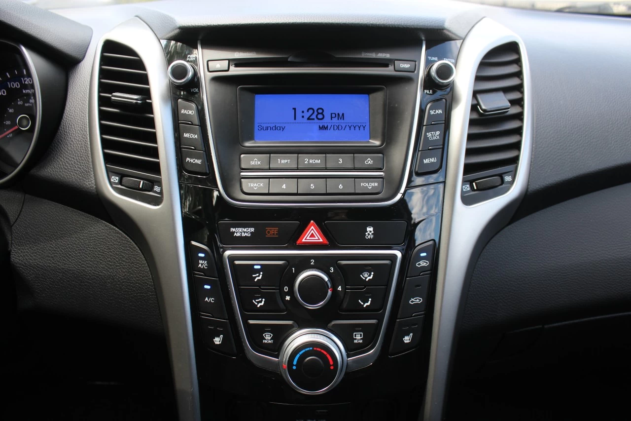 2016 Hyundai Elantra GT GL Main Image