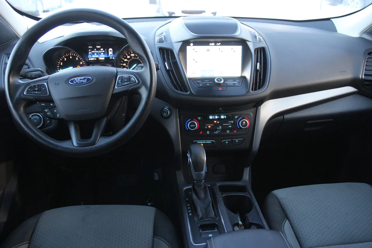 2019 Ford Escape SE Image principale