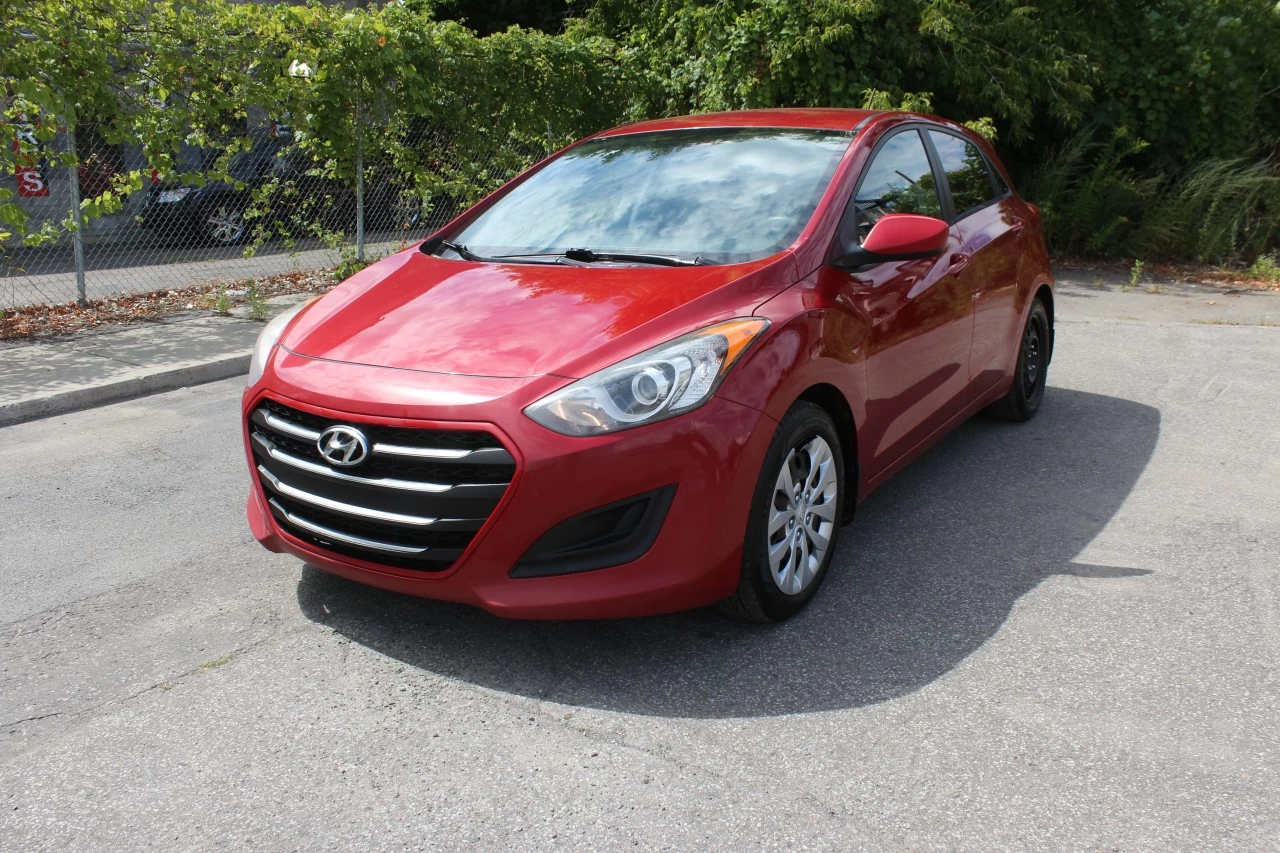 2016 Hyundai Elantra GT GL Main Image
