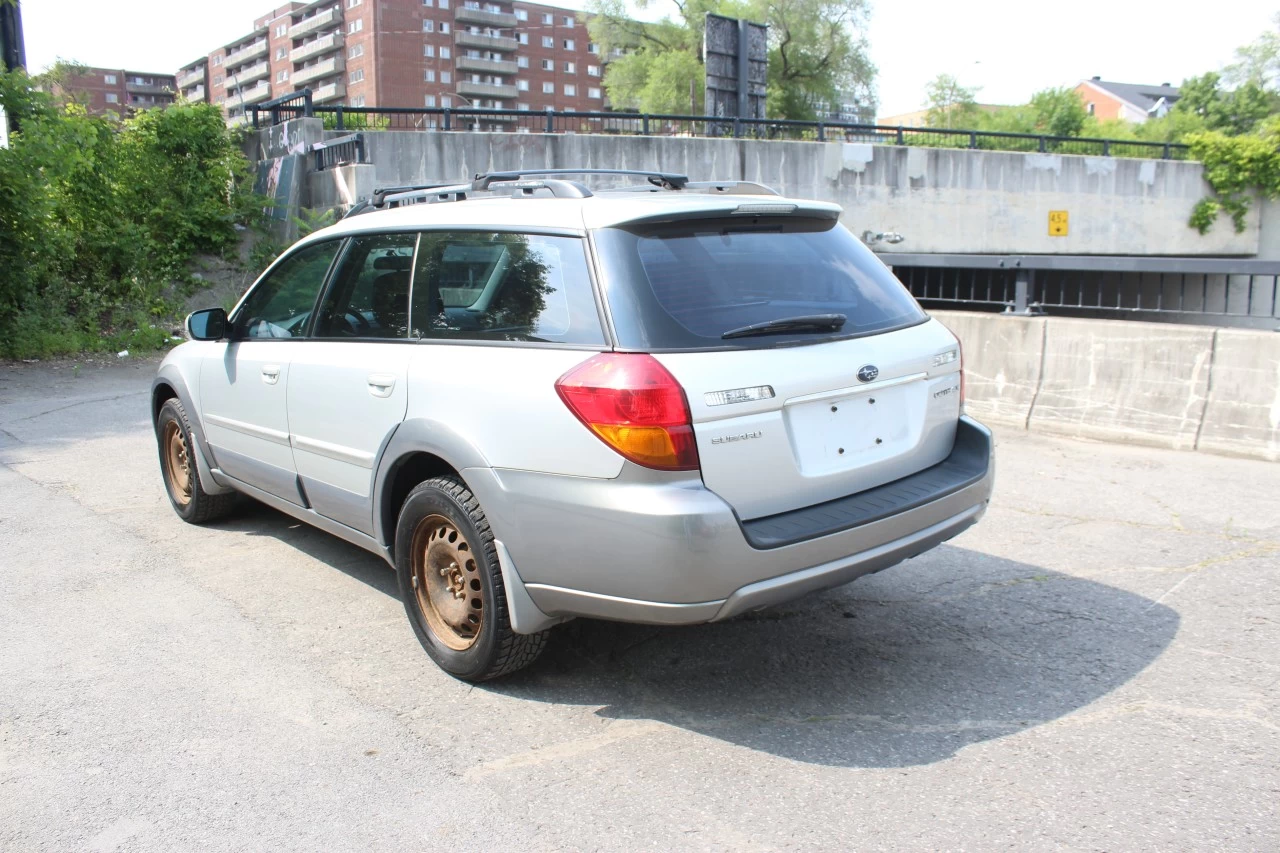 2007 Subaru Outback 2.5i Image principale