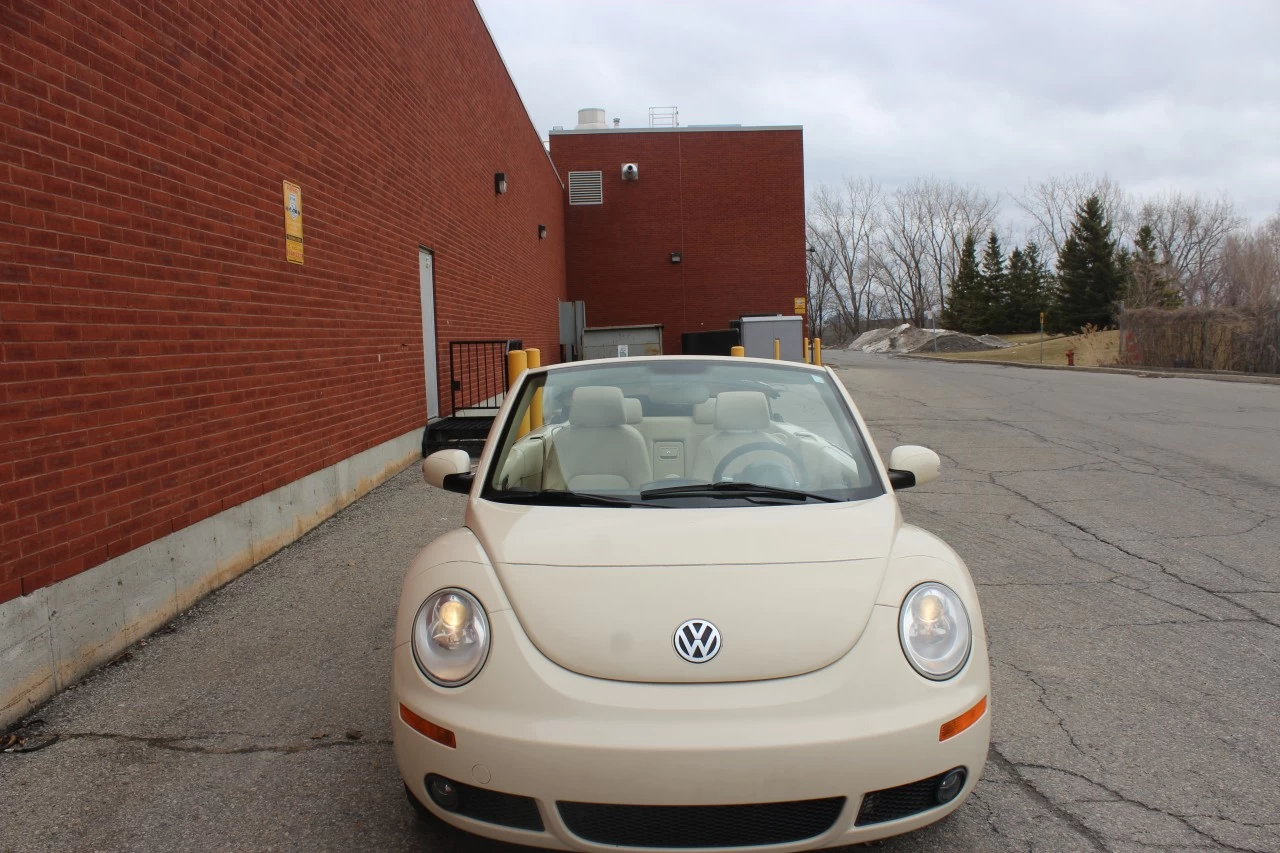 2009 Volkswagen New Beetle Convertible Comfortline Image principale