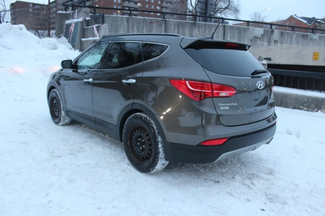 Hyundai Santa Fe SE 2013