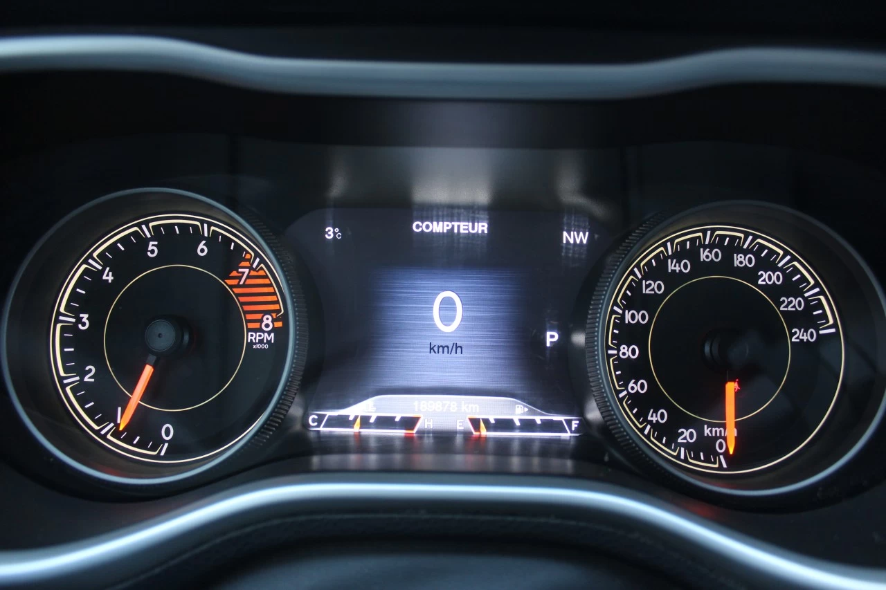 2016 Jeep Cherokee Trailhawk Image principale