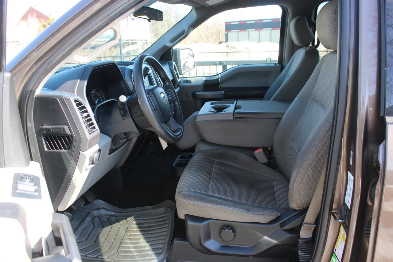 2015 Ford F-150 XLT Image principale