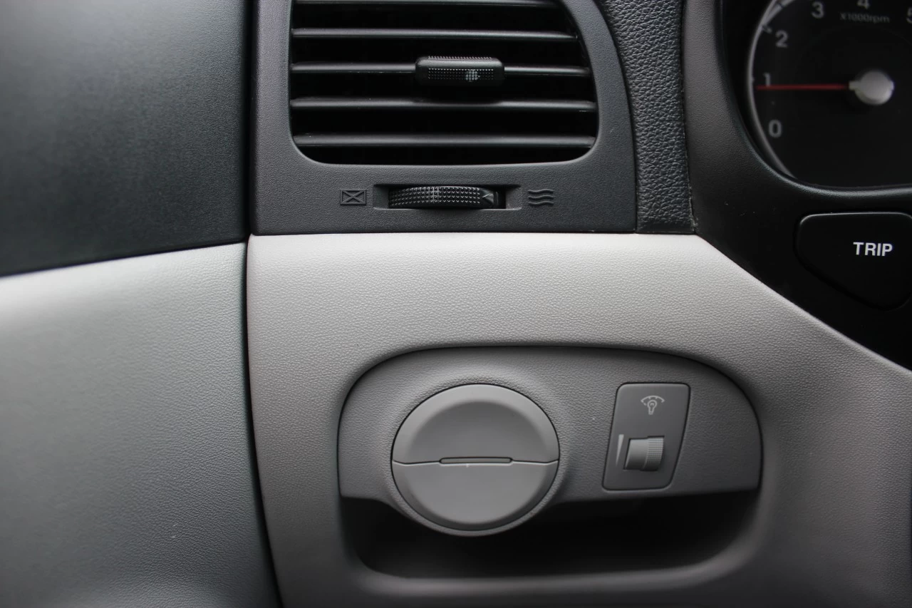 2011 Hyundai Accent GL Image principale