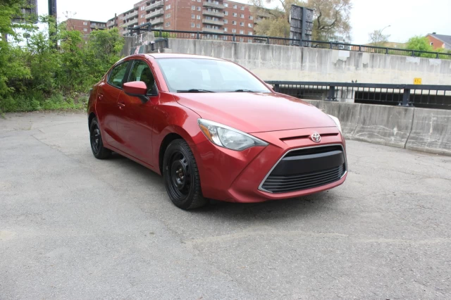 Toyota Yaris 4dr Sdn 2016