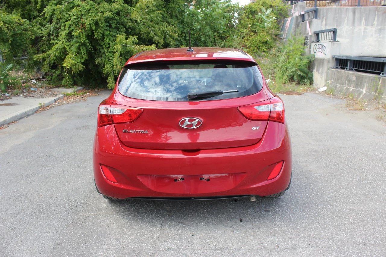2016 Hyundai Elantra GT GL Main Image