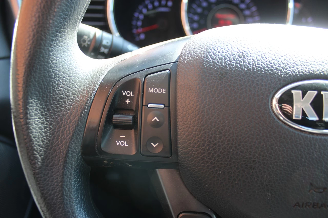 2013 Kia Optima LX Image principale