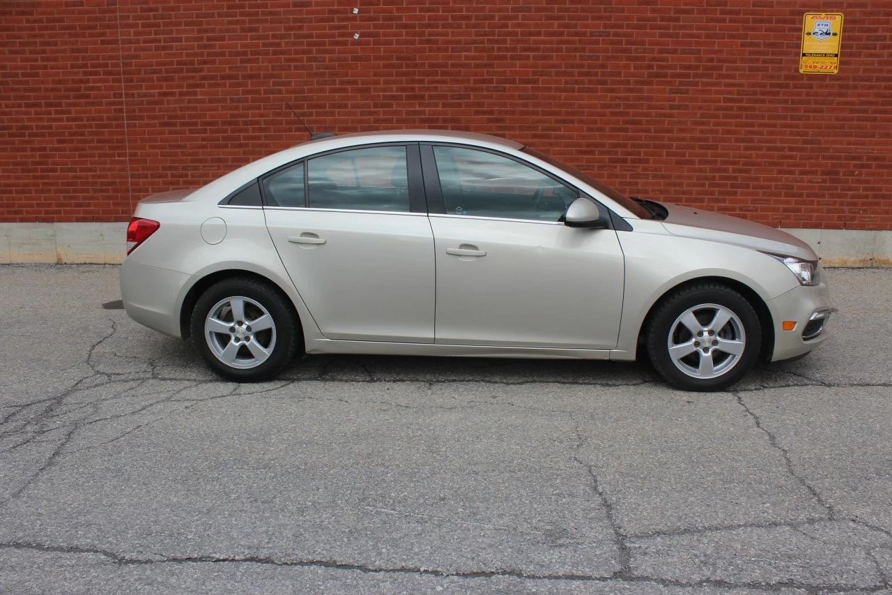 2015 Chevrolet Cruze 1LT Image principale