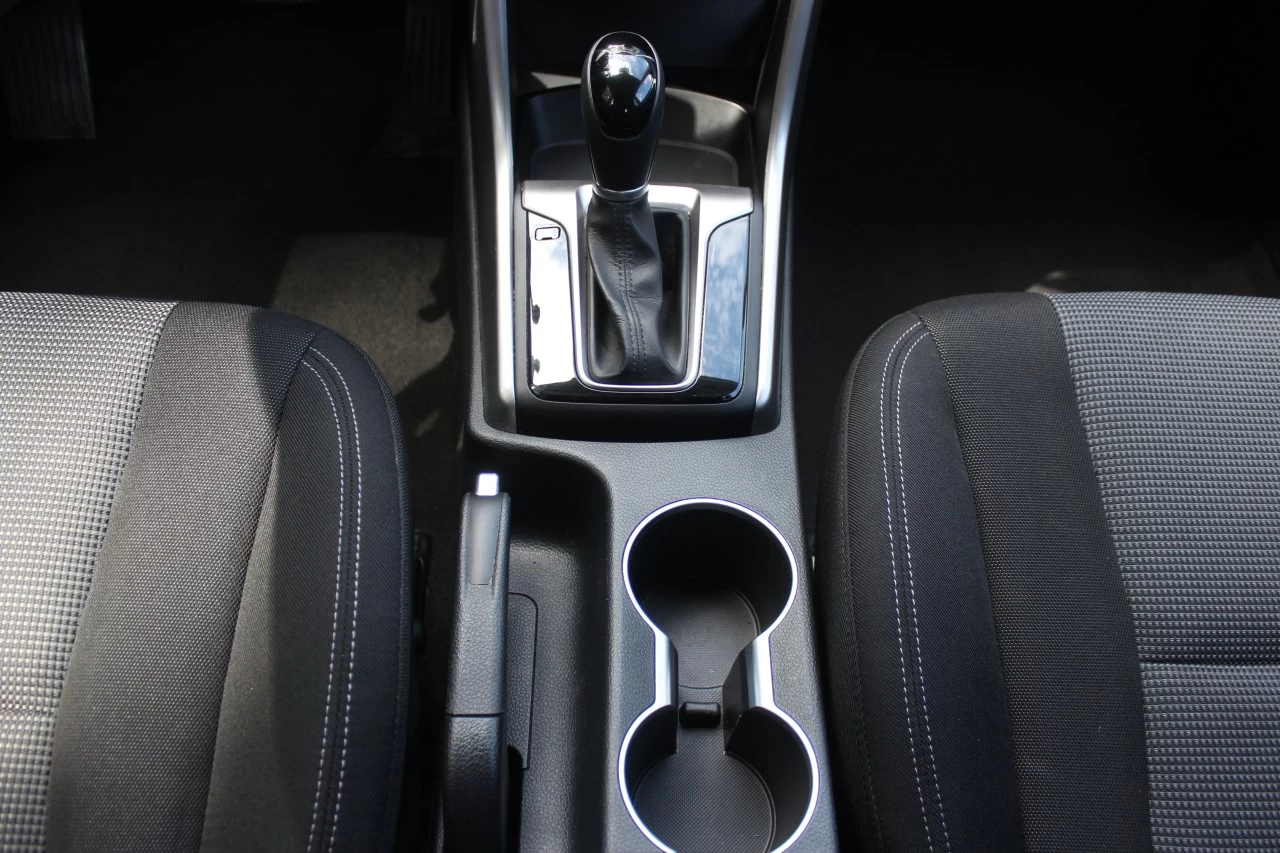 2016 Hyundai Elantra GT GL Main Image