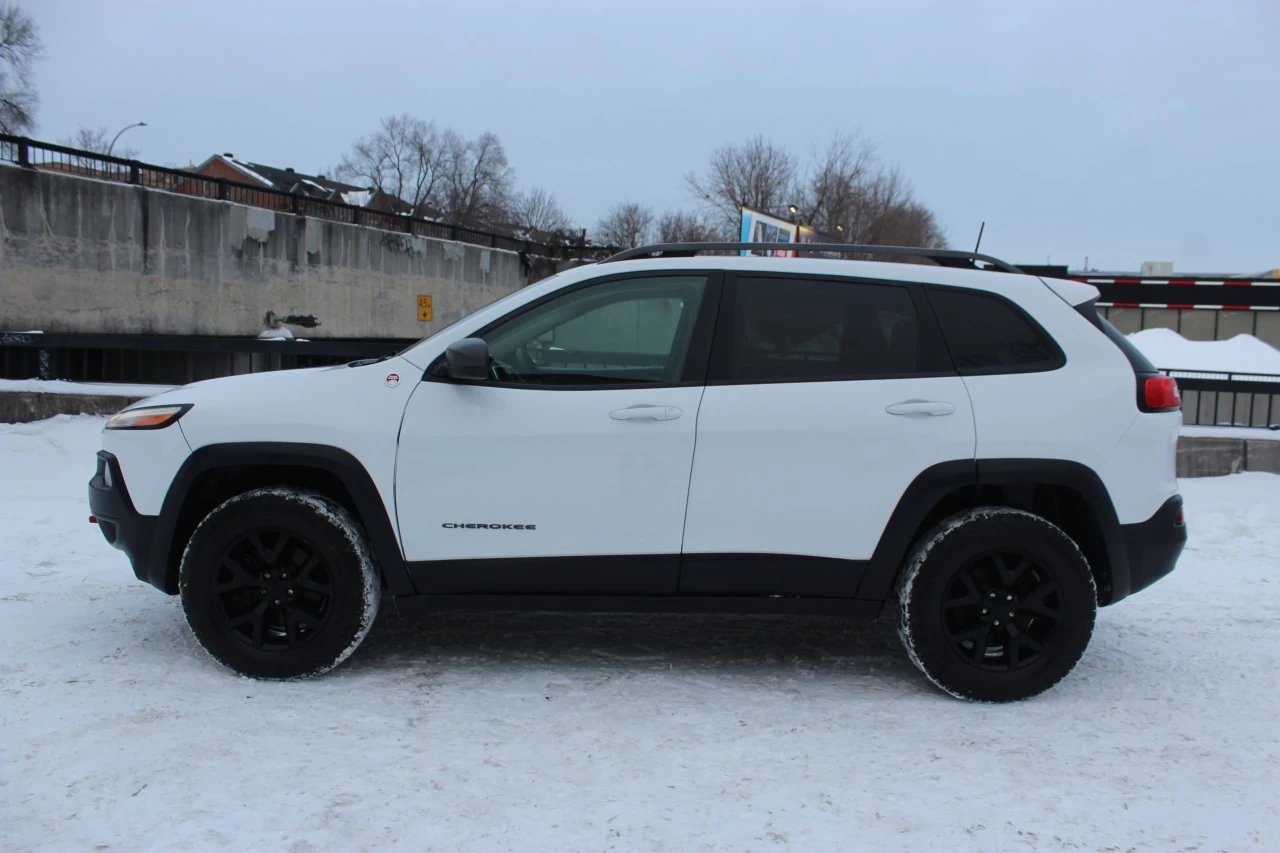2016 Jeep Cherokee Trailhawk Image principale