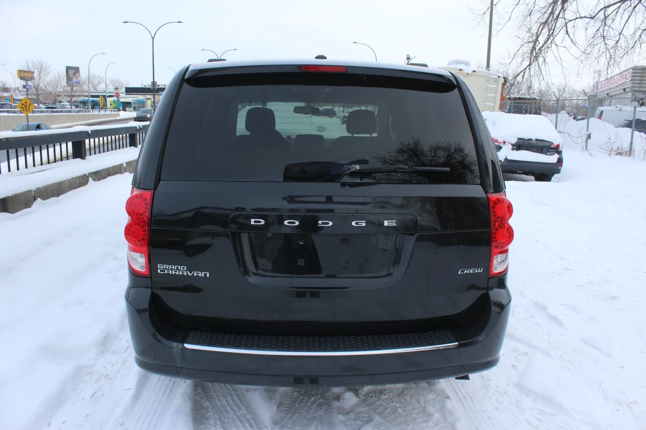 2016 Dodge Caravan Crew Image principale