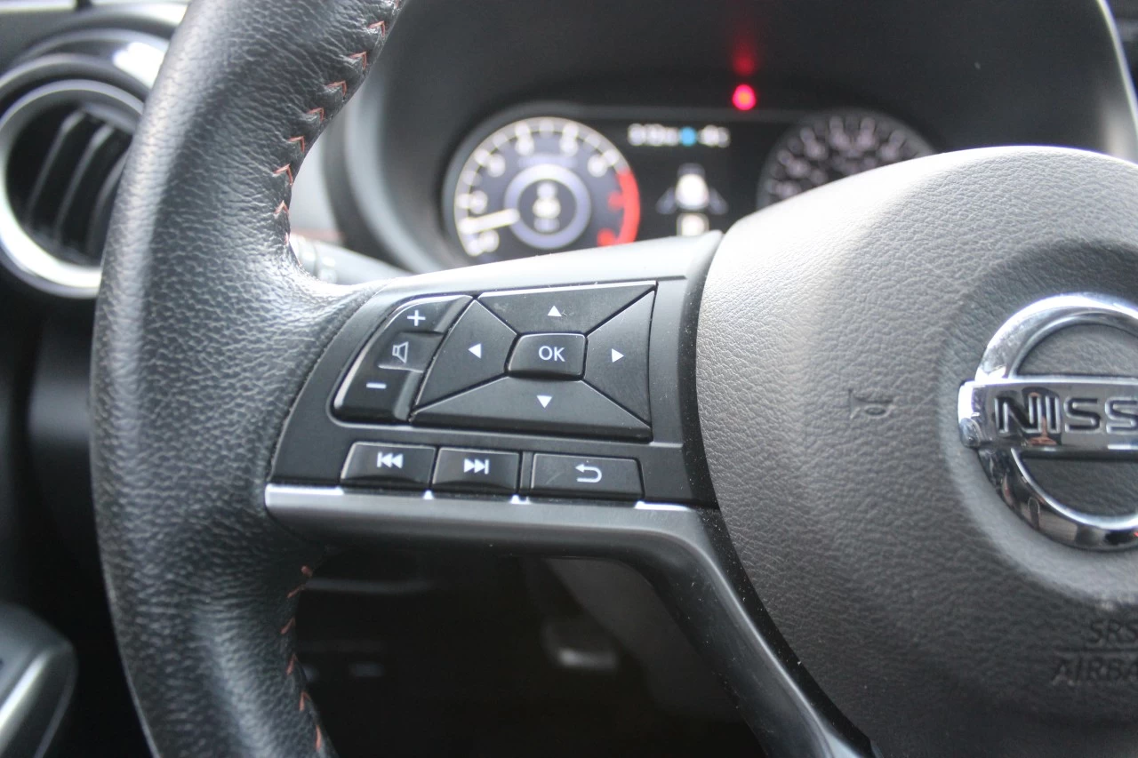 2019 Nissan Kicks SR Image principale