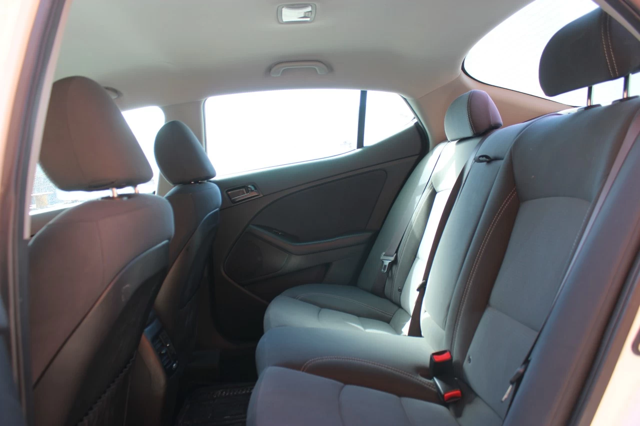 2013 Kia Optima LX Image principale