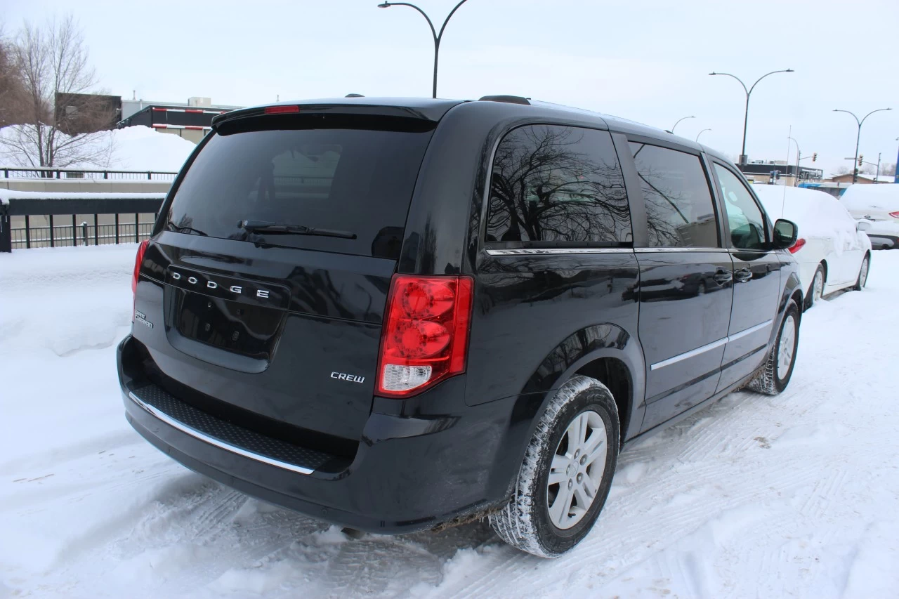 2016 Dodge Caravan Crew Image principale