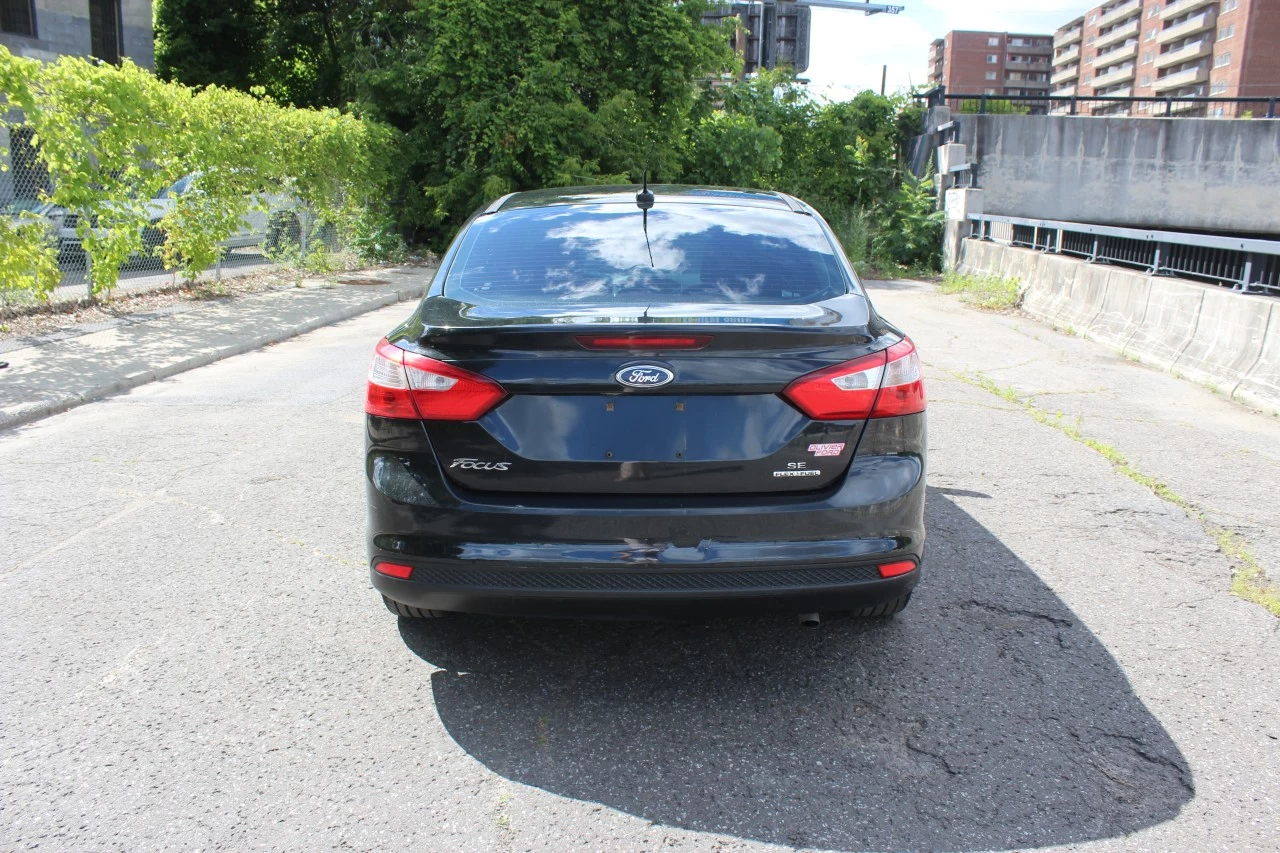 2013 Ford Focus SE Main Image