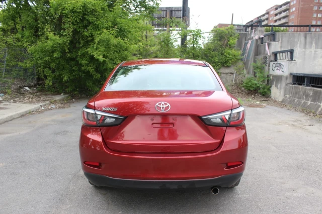 Toyota Yaris 4dr Sdn 2016