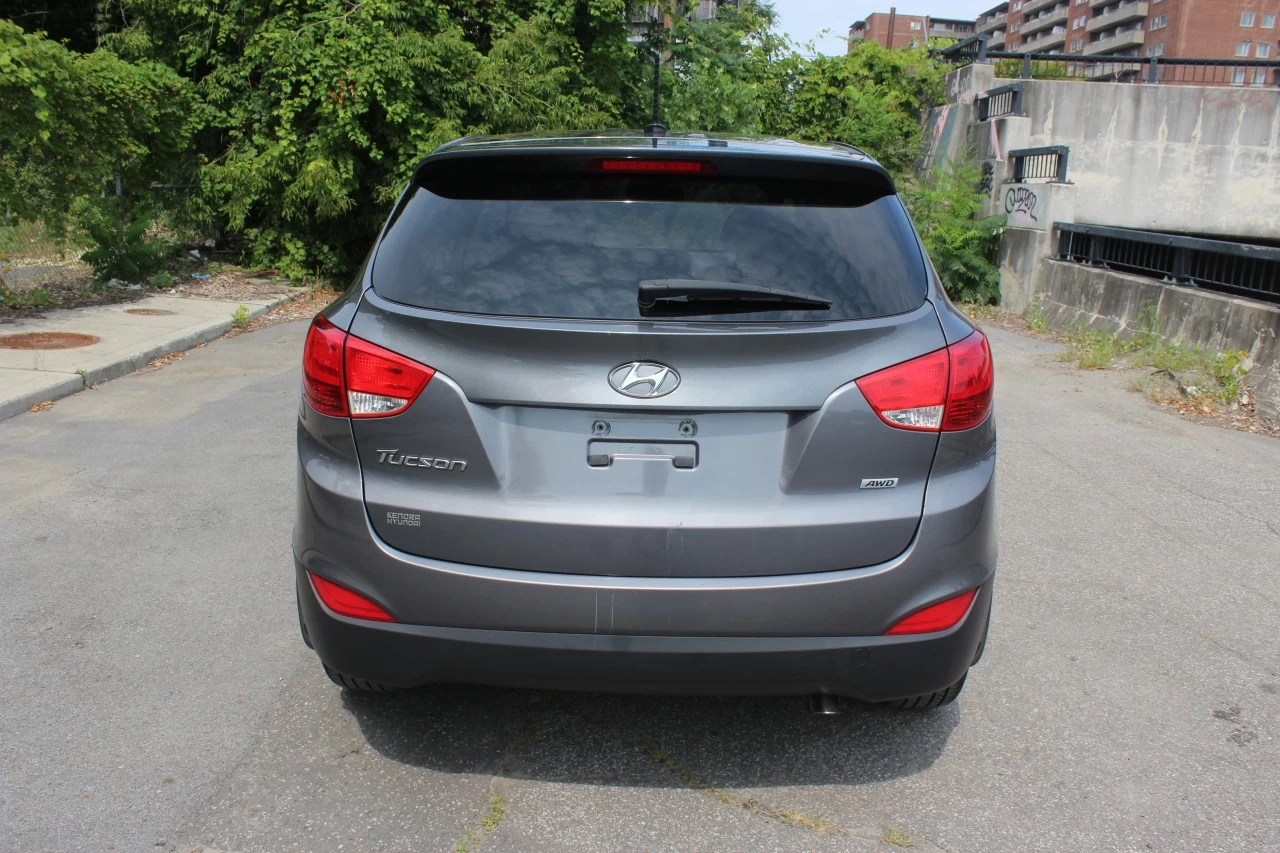 2015 Hyundai Tucson GL Main Image