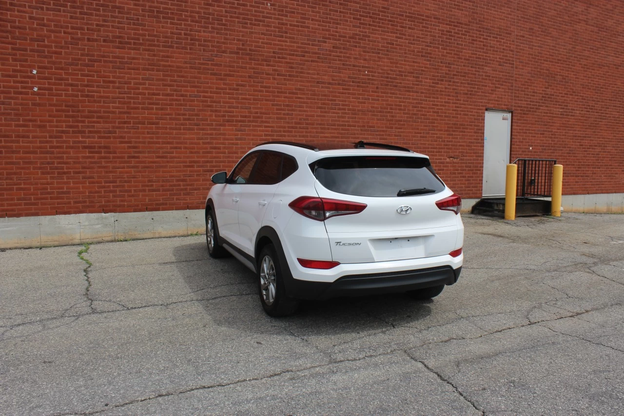 2018 Hyundai Tucson SE Image principale
