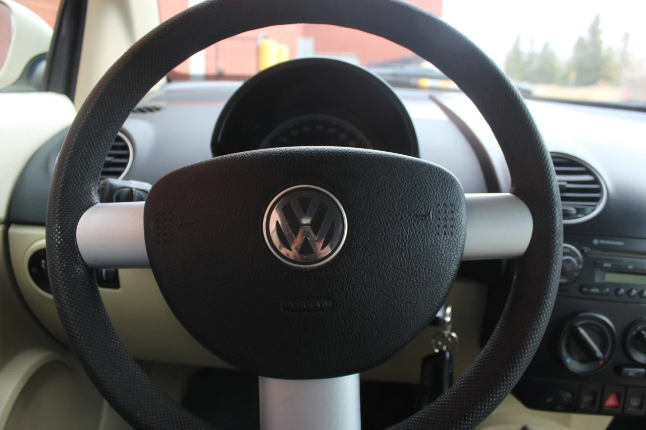 2009 Volkswagen New Beetle Convertible Comfortline Image principale