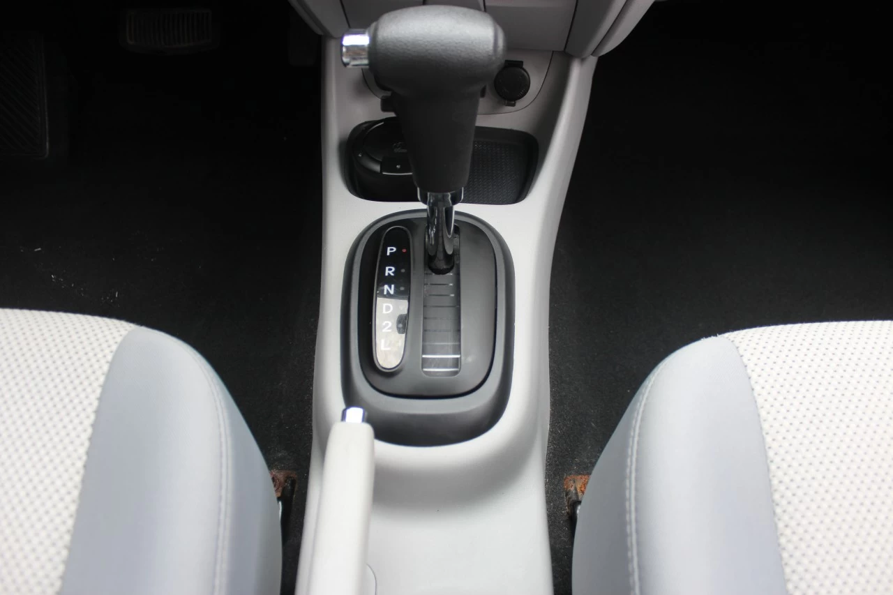 2011 Hyundai Accent GL Image principale
