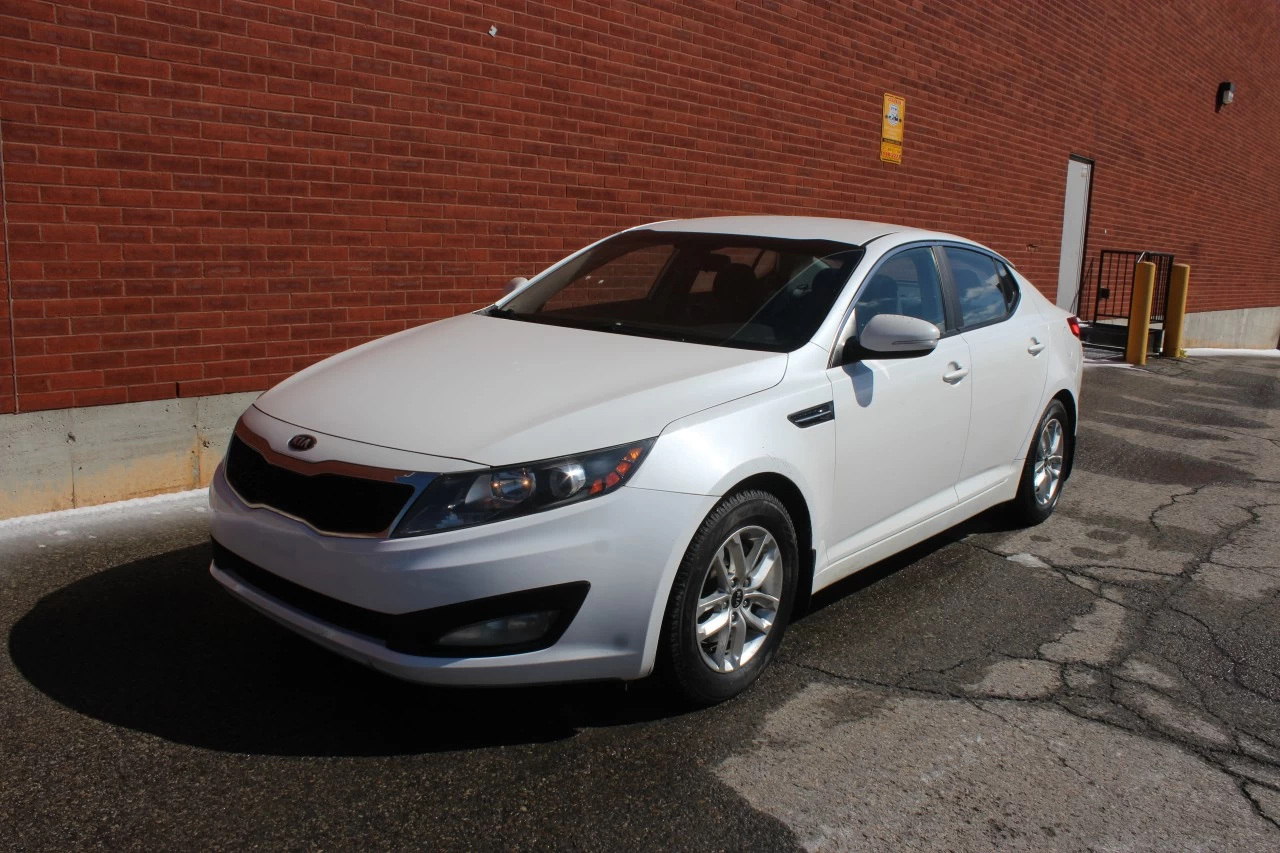 2013 Kia Optima LX Image principale