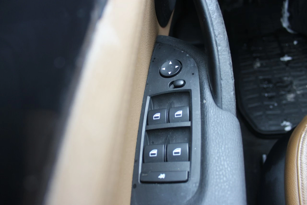 2012 BMW X1 28i Image principale