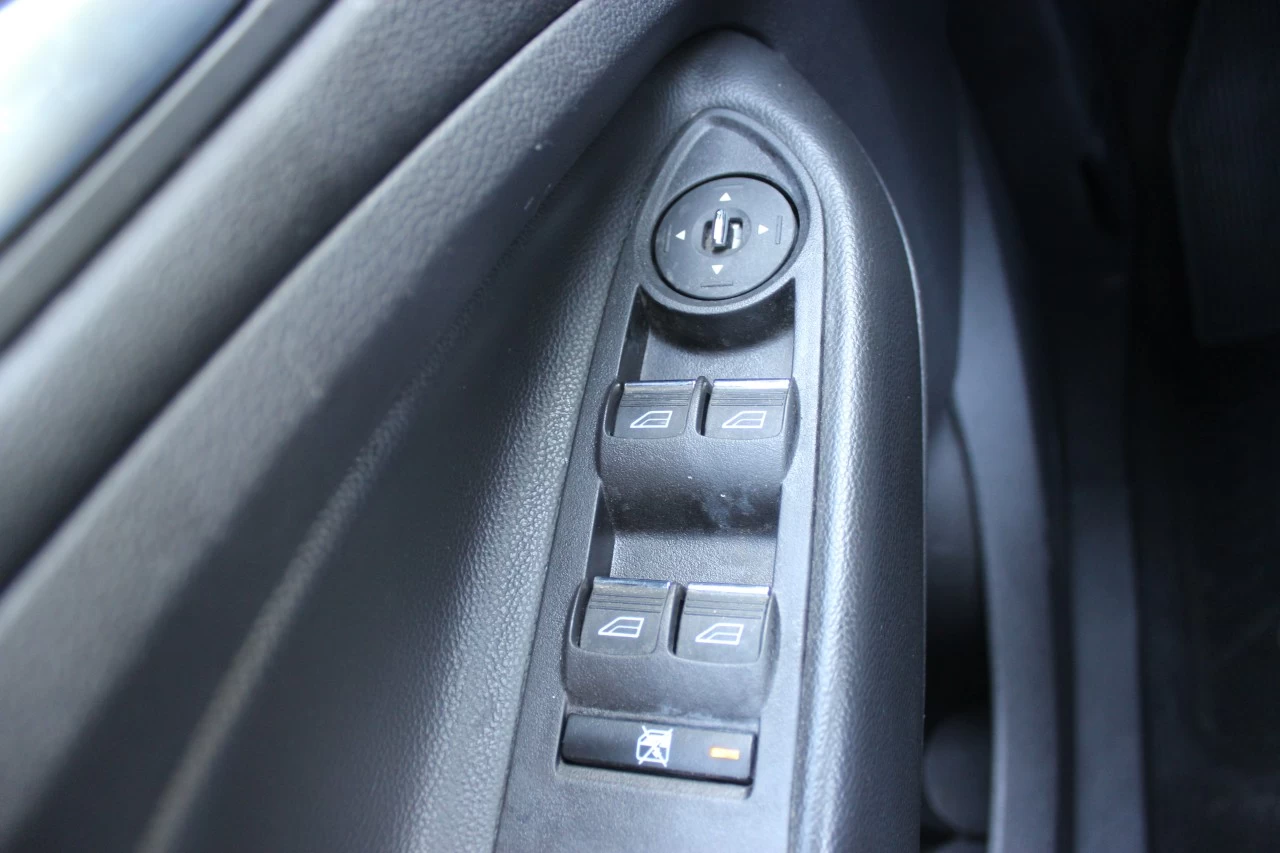 2015 Ford Escape Titanium Image principale