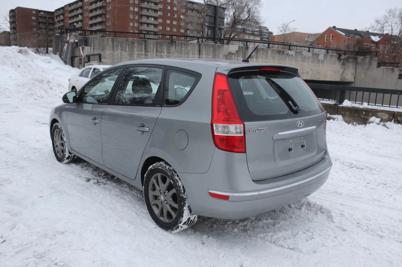 2012 Hyundai Elantra GLS Image principale