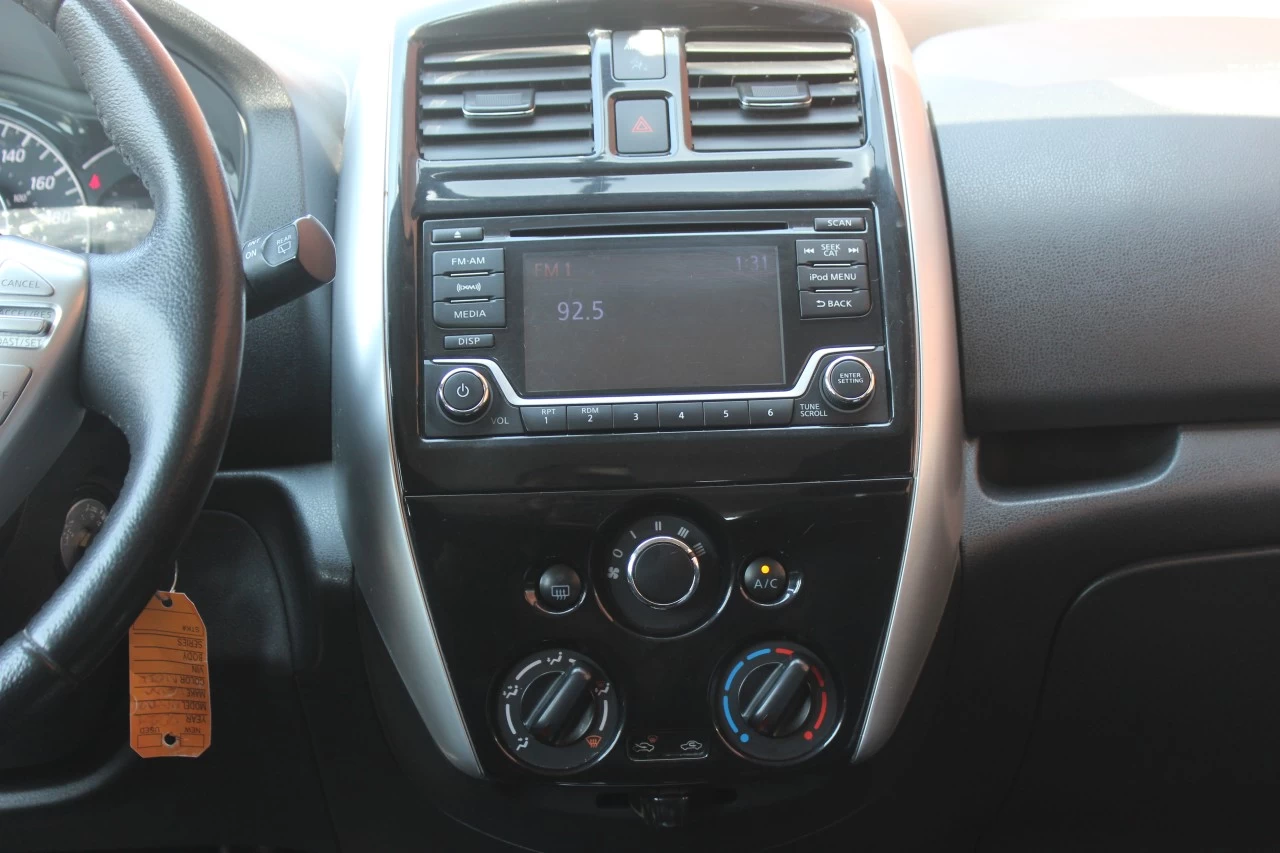 2017 Nissan Versa Note S/SV/SR/SL Image principale